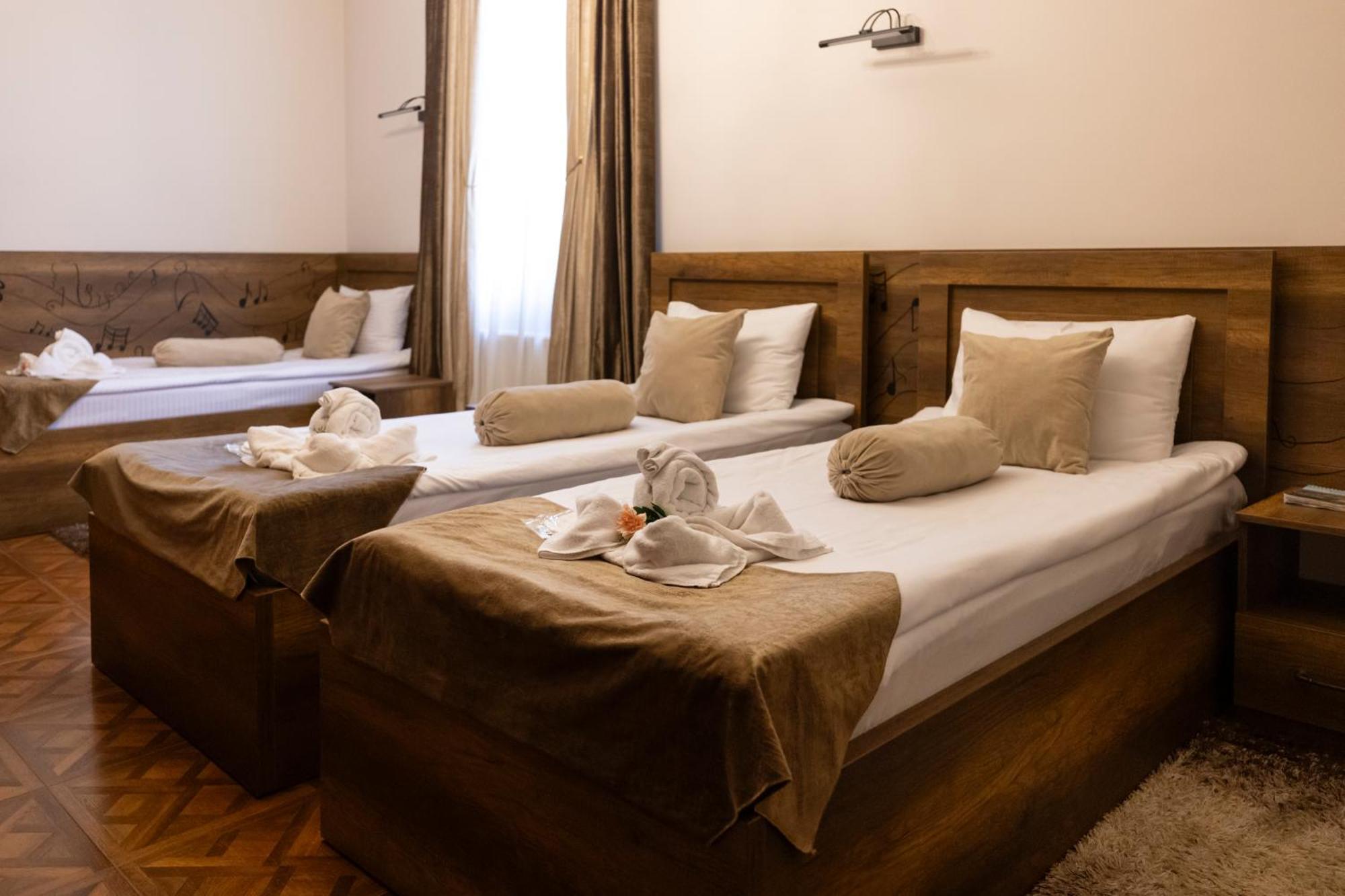Hestia Boutique Hotel Гори Экстерьер фото