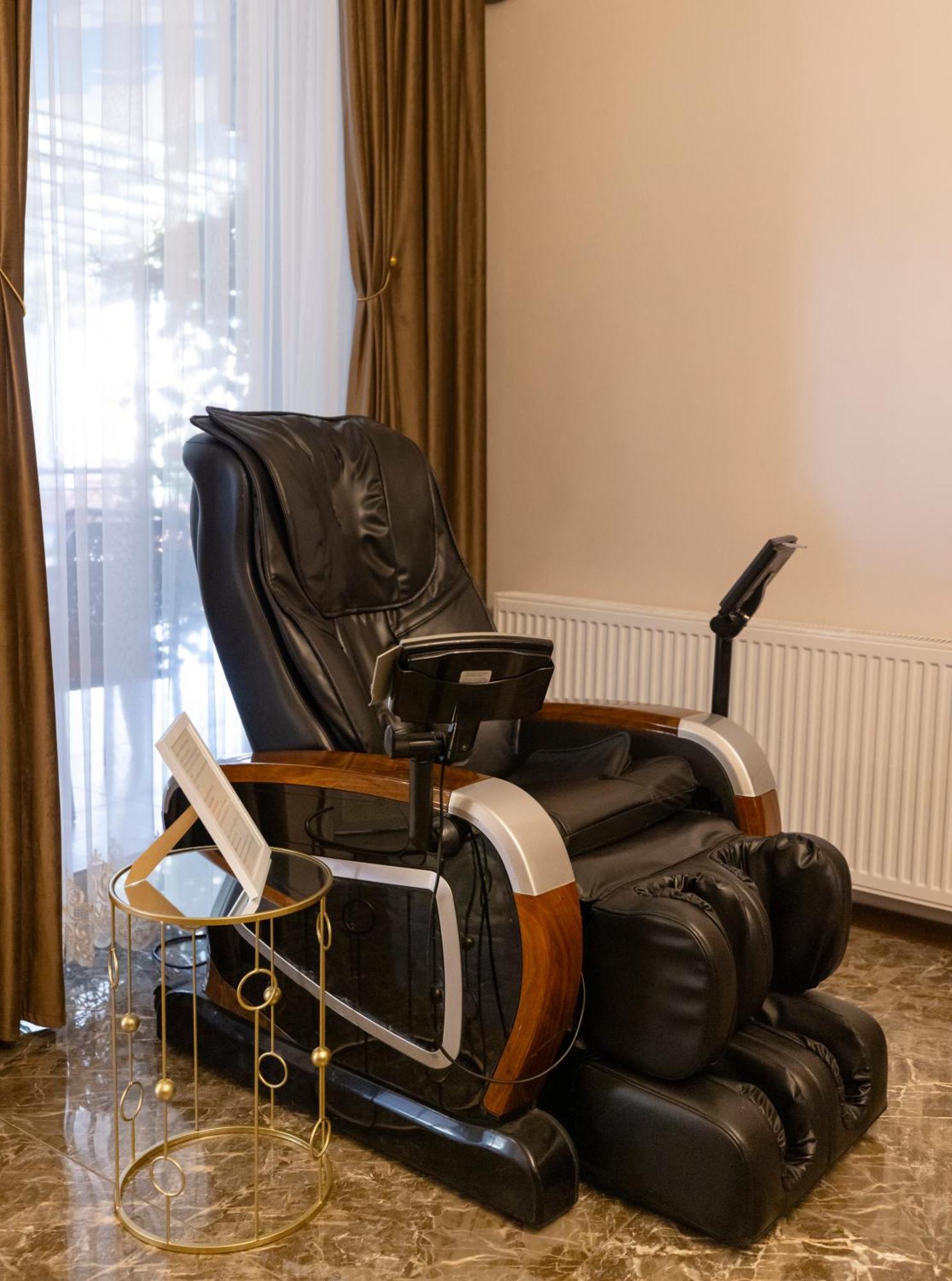 Hestia Boutique Hotel Гори Экстерьер фото